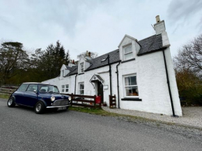 1 Keepers Cottage Skeabost Bridge Isle Of Skye
